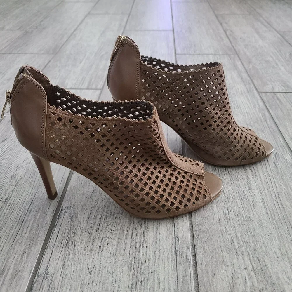 Marc Fisher women's brown Perforated Peep Toe Heeled stiletto booties - Size 8M - Picture 1 of 13